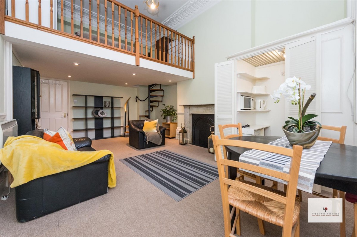 Flat 20, 27 Lancaster Gate London