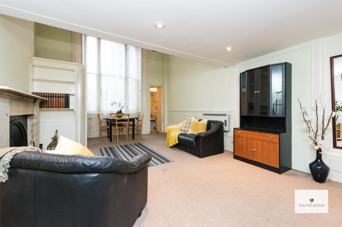 Flat 20, 27 Lancaster Gate London