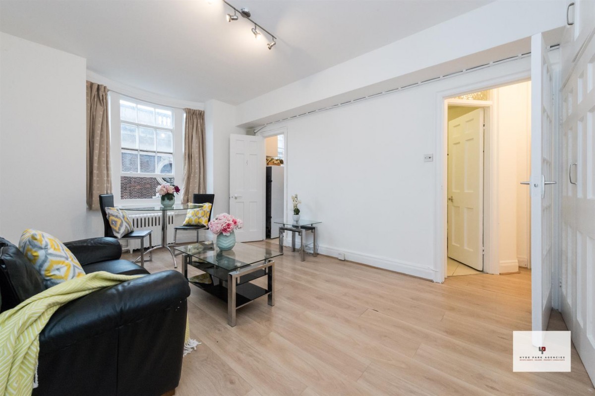 Flat 51 Peters CourtPorchester RoadLondon