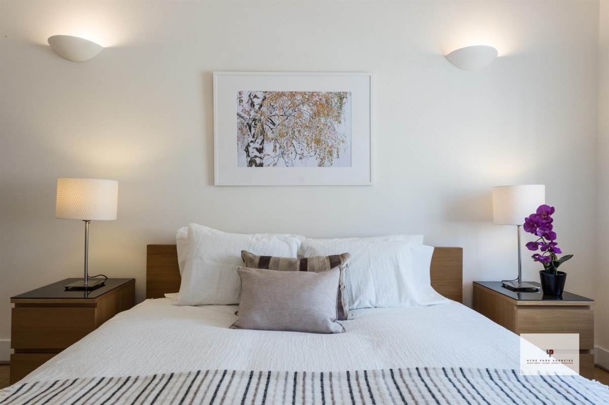 Flat 16 Astor House27 Craven Hill GardensLondon