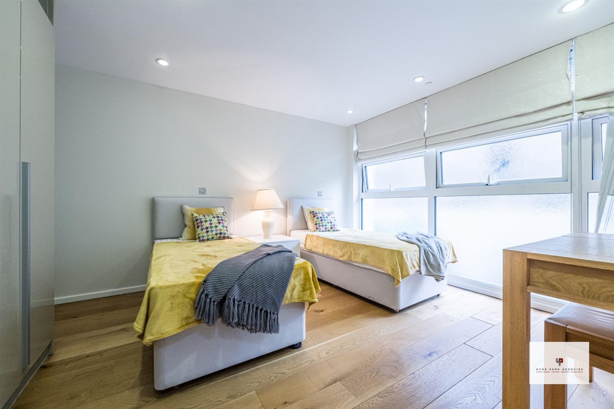 Flat 13 Meritas Court,10 Salem Road,London
