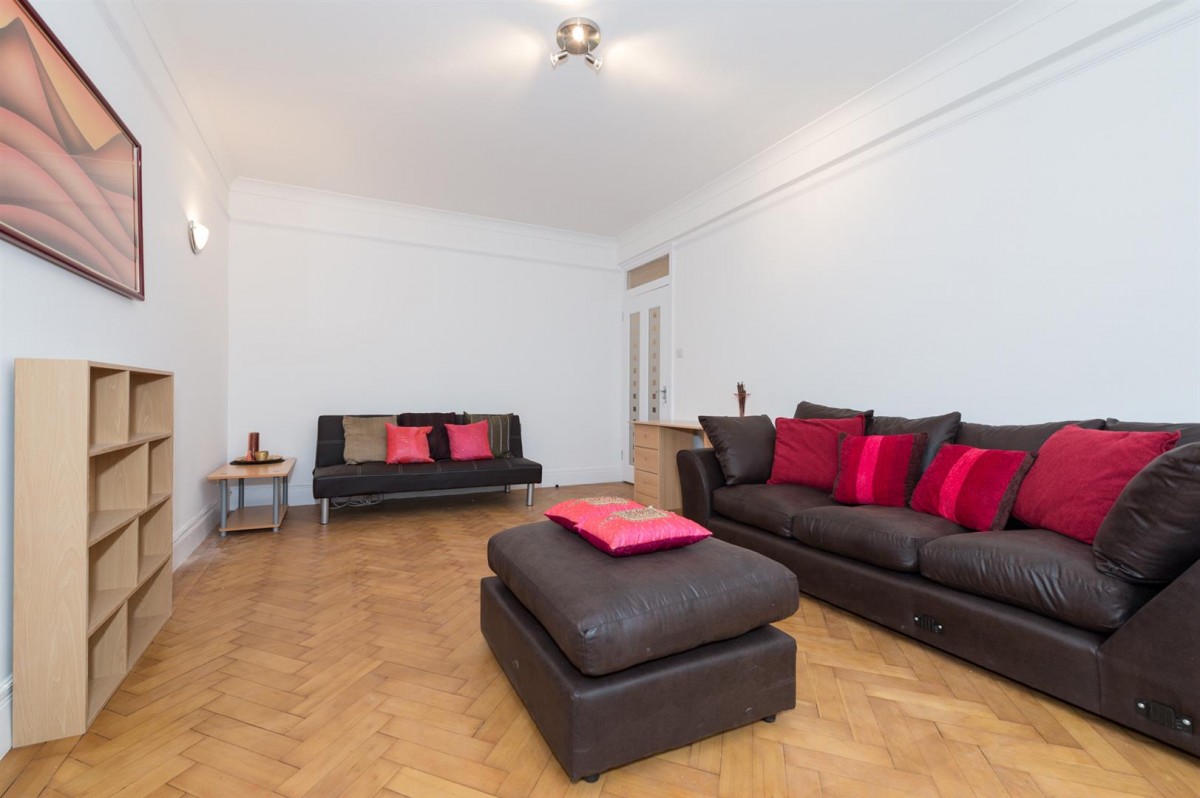 Flat 67 Ralph Court, Queensway, London