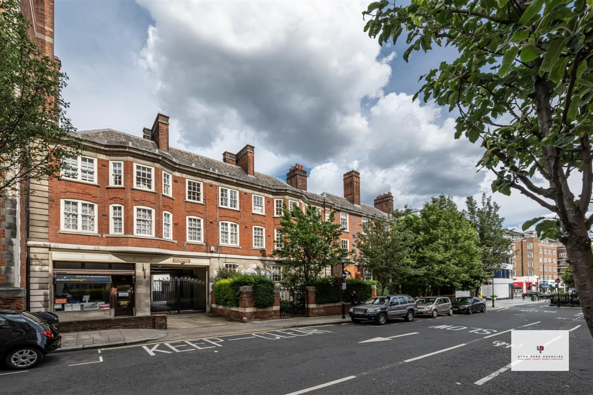 Queensway, London