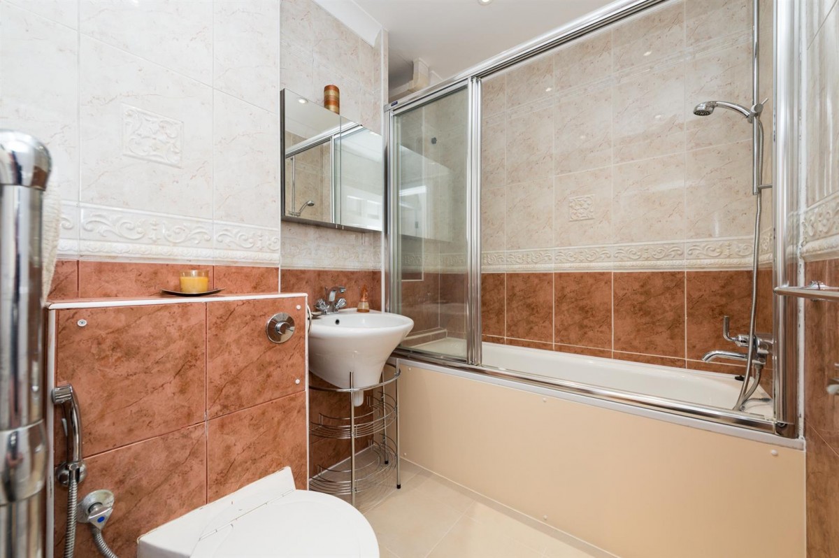 Flat 67 Ralph Court, Queensway, London