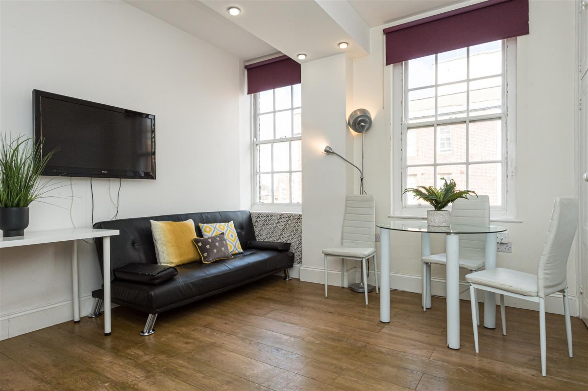 Queens Court, Queensway, London