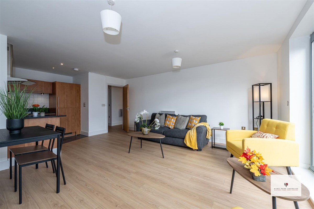 Regents Park Road, London NW1