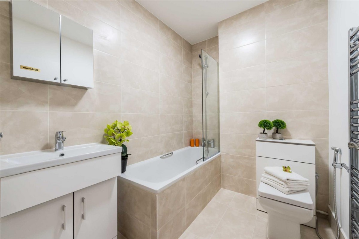 Dukes Court, Moscow Road, London