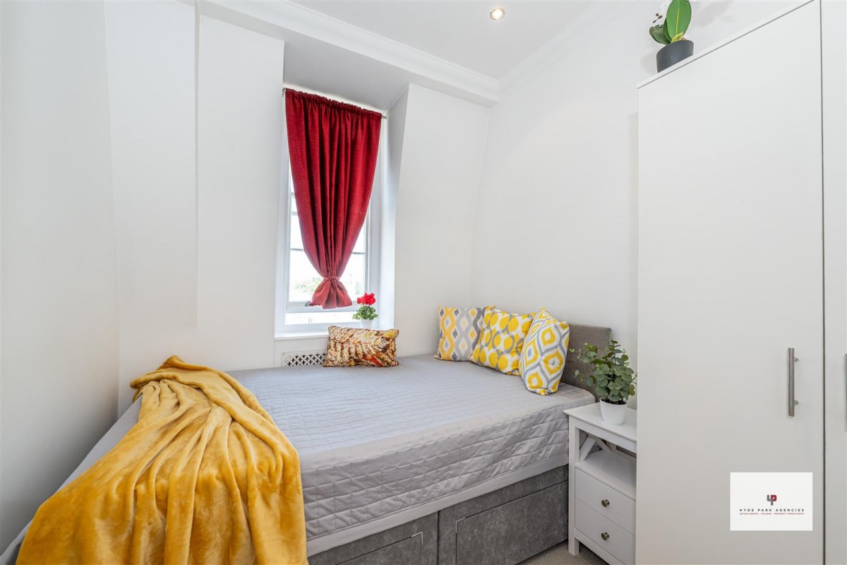 Room 1, Ralph Court Queensway, London