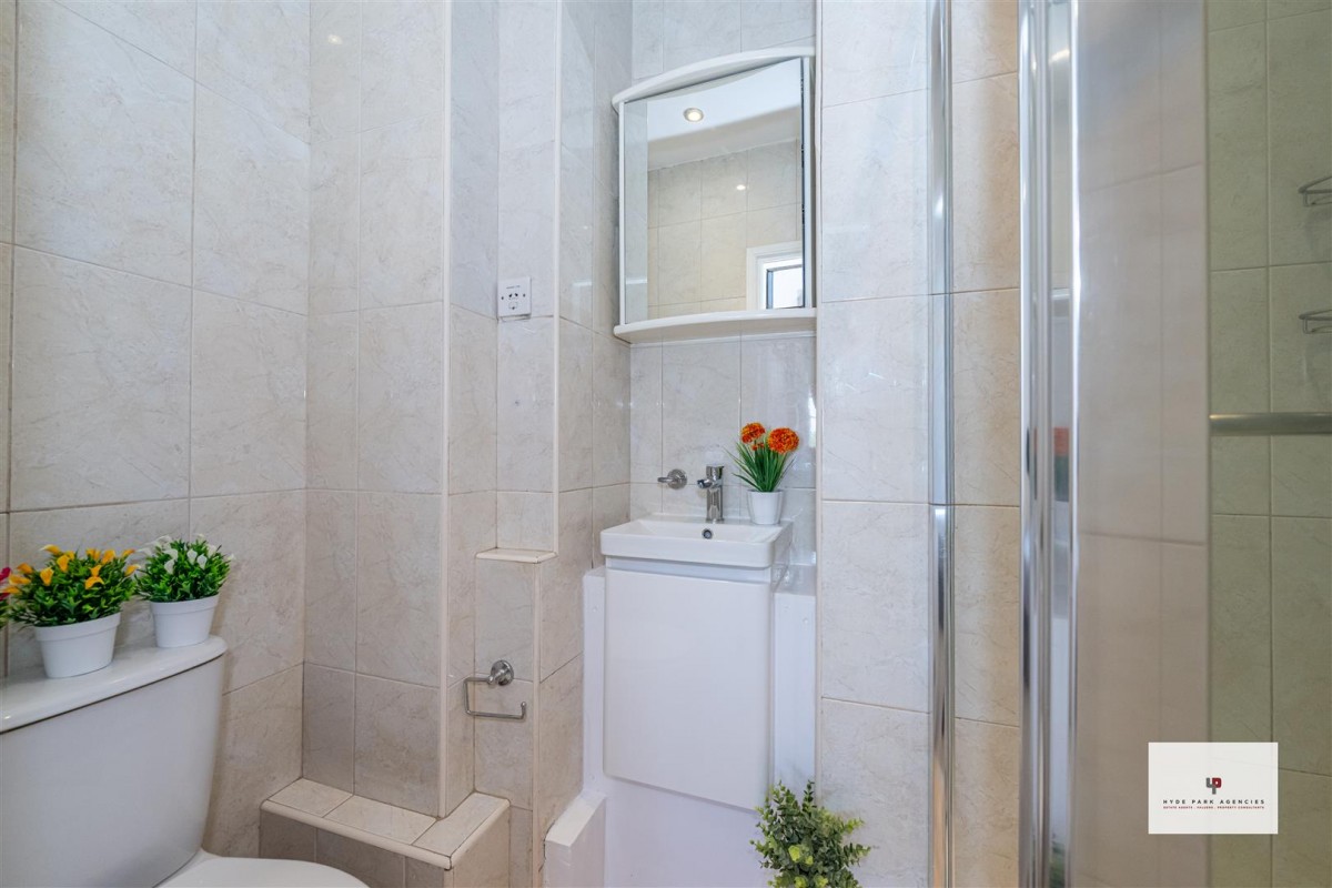 Room 1, Ralph Court Queensway, London